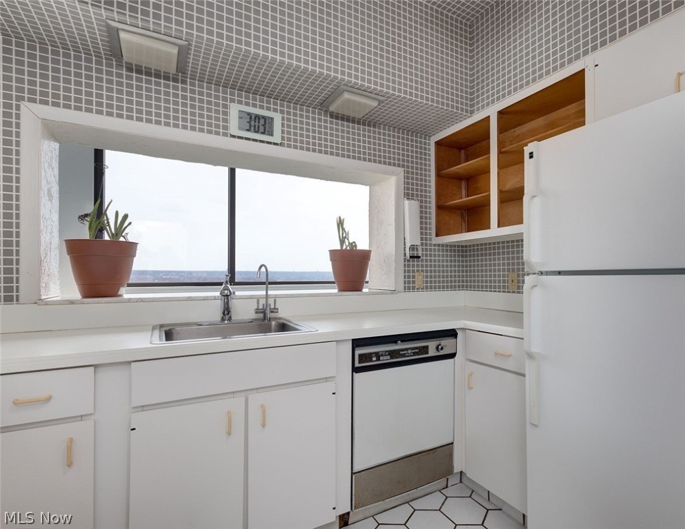 Bratenahl - Residential