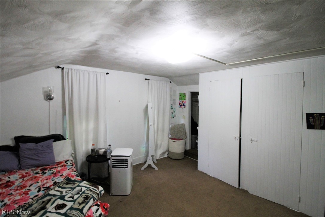 Poland Village - Residential Income