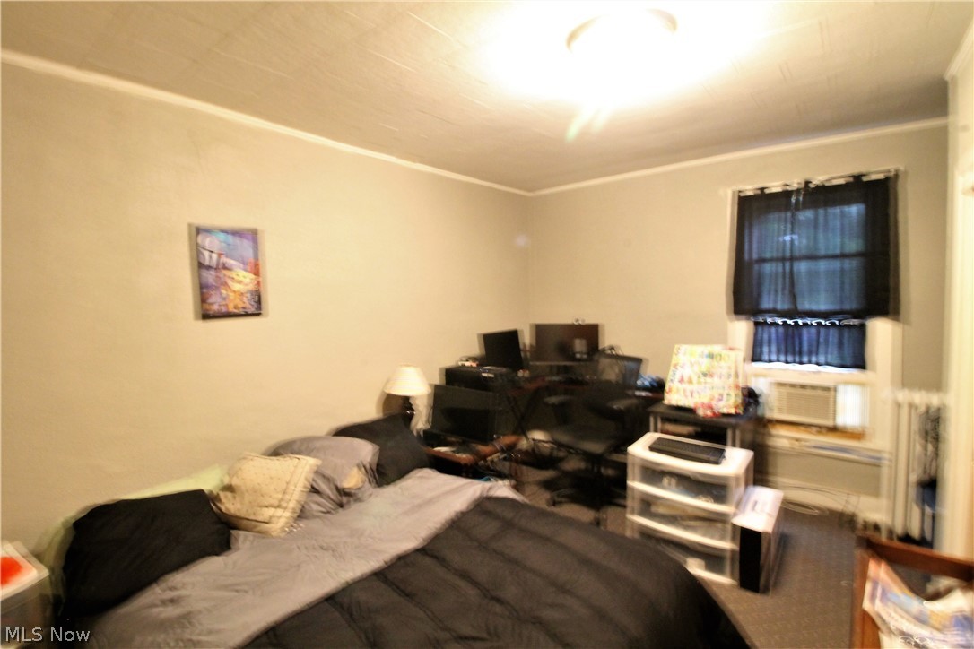 Poland Village - Residential Income