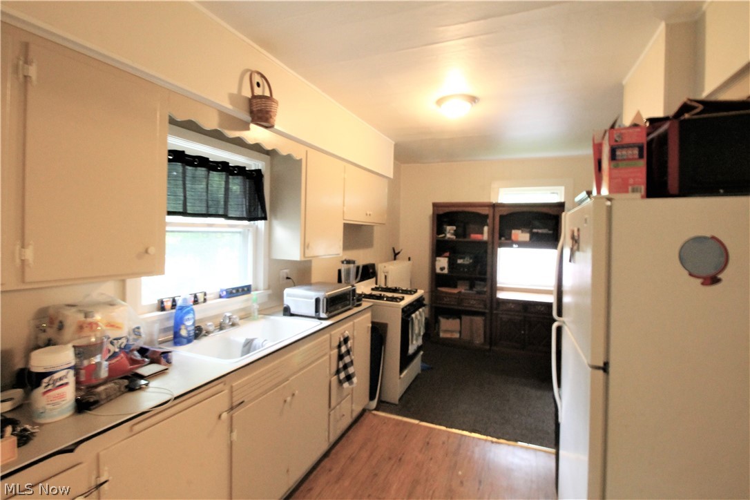 Poland Village - Residential Income