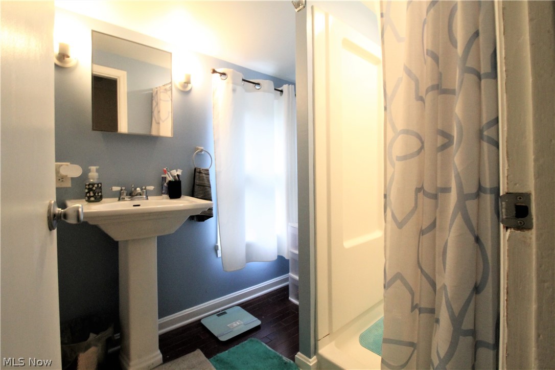 Poland Village - Residential Income