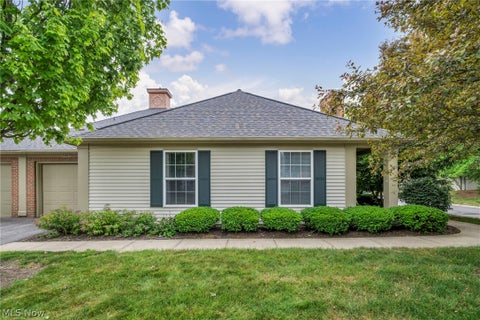 Condo For Sale - 3205 Village Green Drive<br/> Westlake, OH 44145