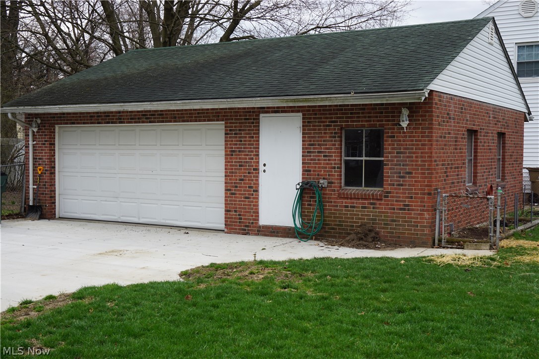 Cuyahoga River Estate - Residential