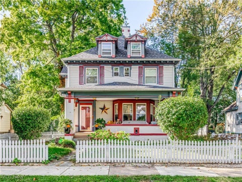 Photo for 100 Oakdale Avenue
