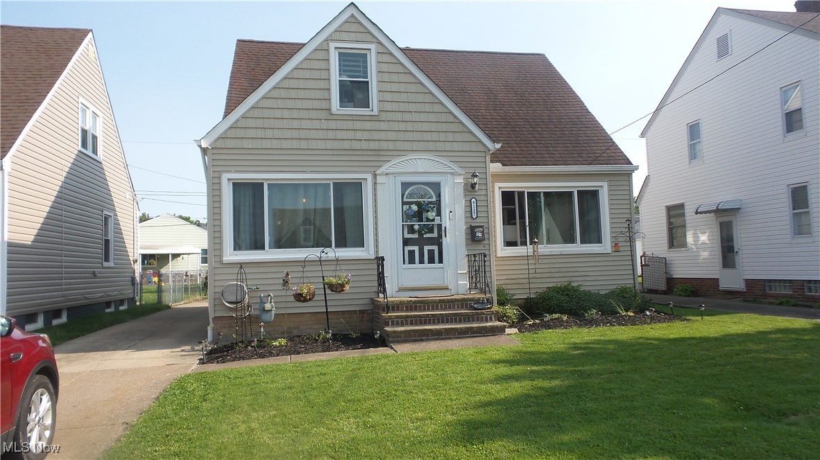 8117 Ivandale Drive, Parma, Ohio image 1