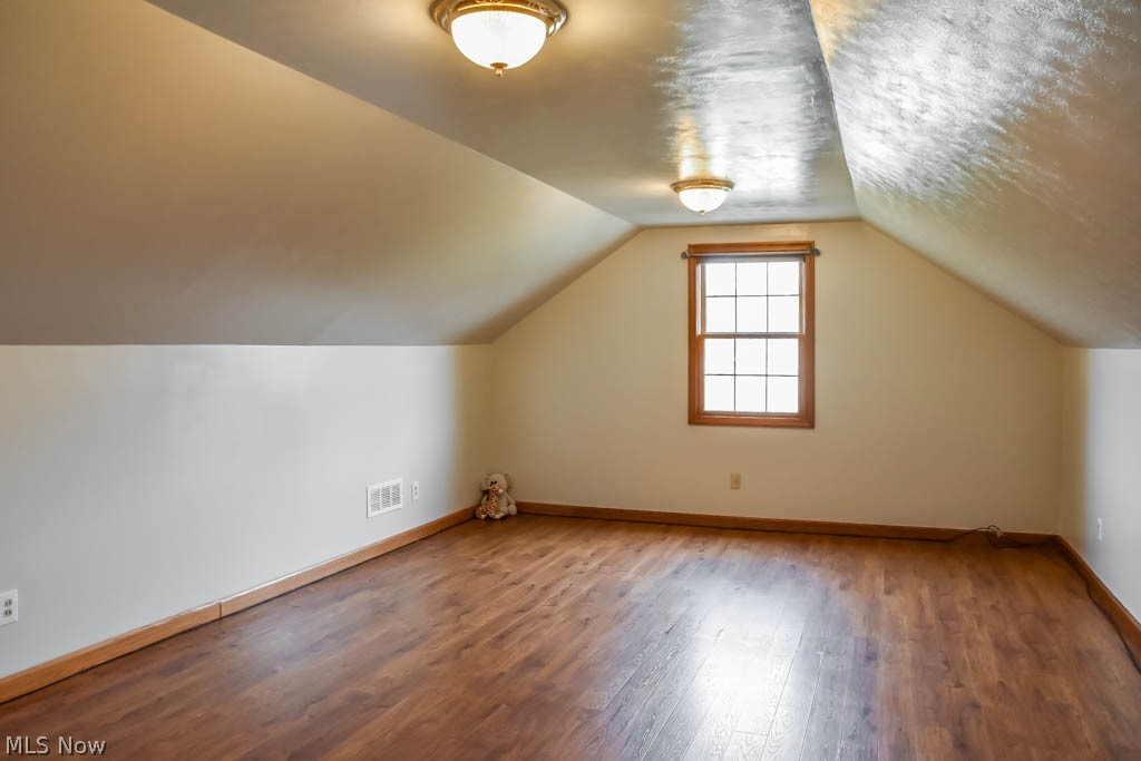 Deb San Nic Acres - Residential