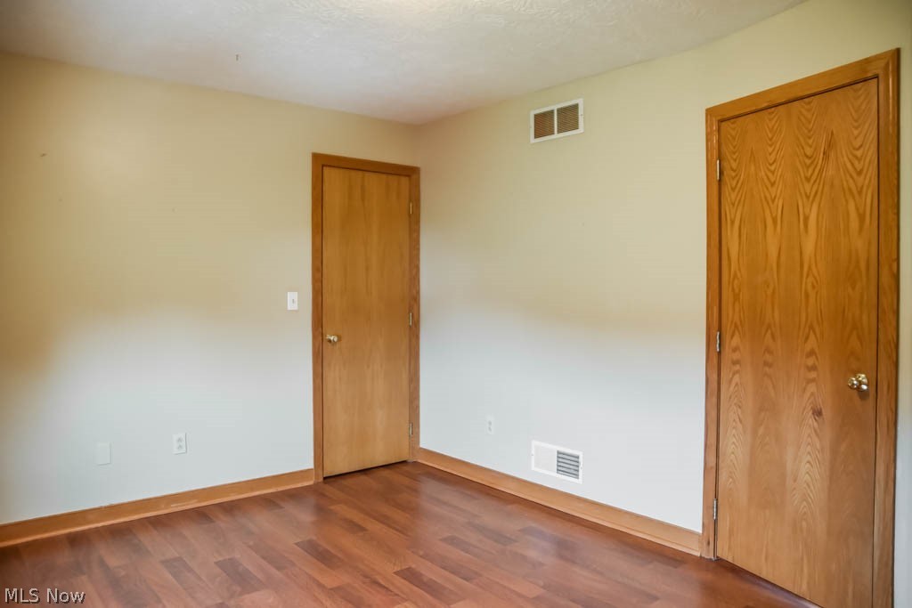 Deb San Nic Acres - Residential