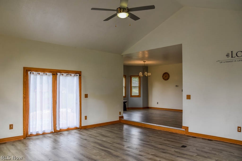 Deb San Nic Acres - Residential