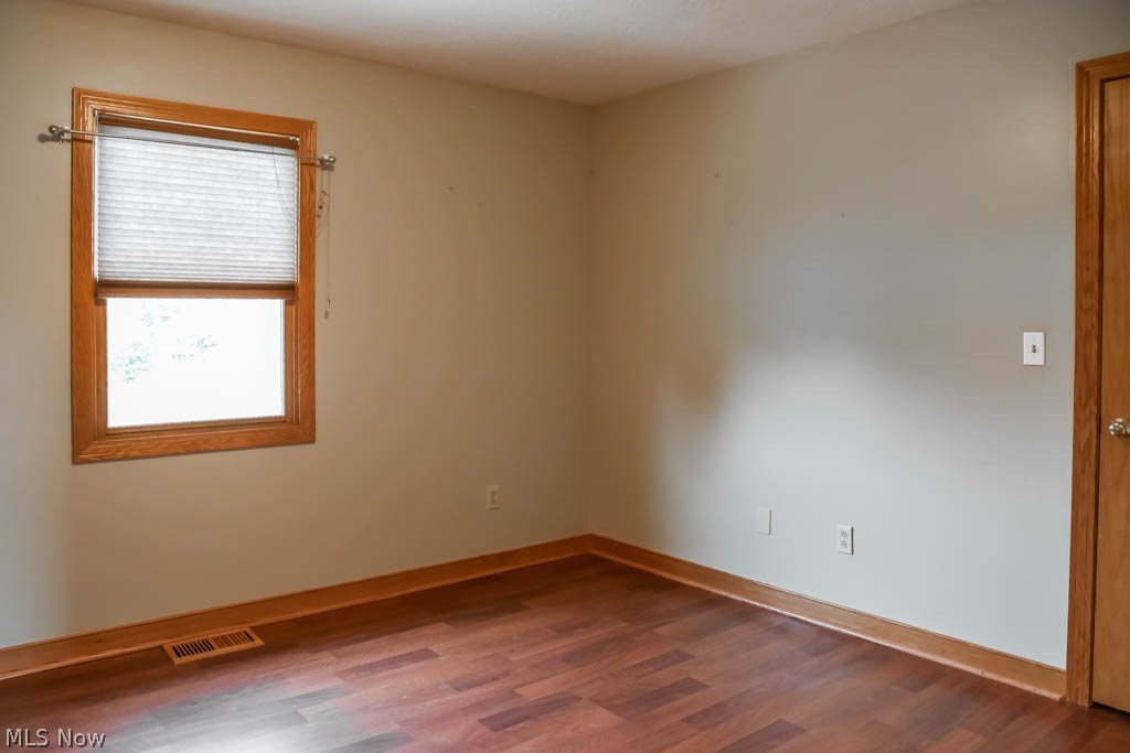 Deb San Nic Acres - Residential