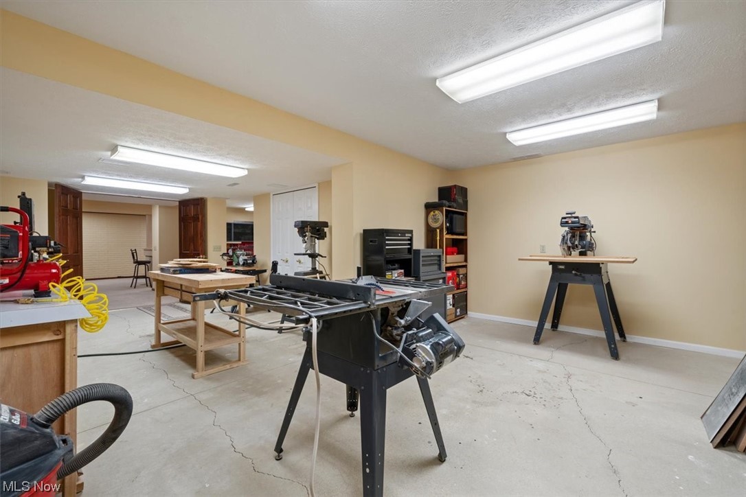 Barkwood Lake Estate Sub - Residential