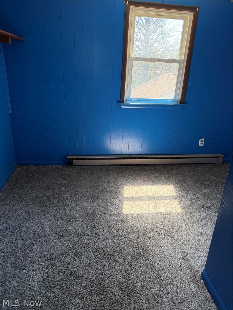 Village/Navarre - Residential