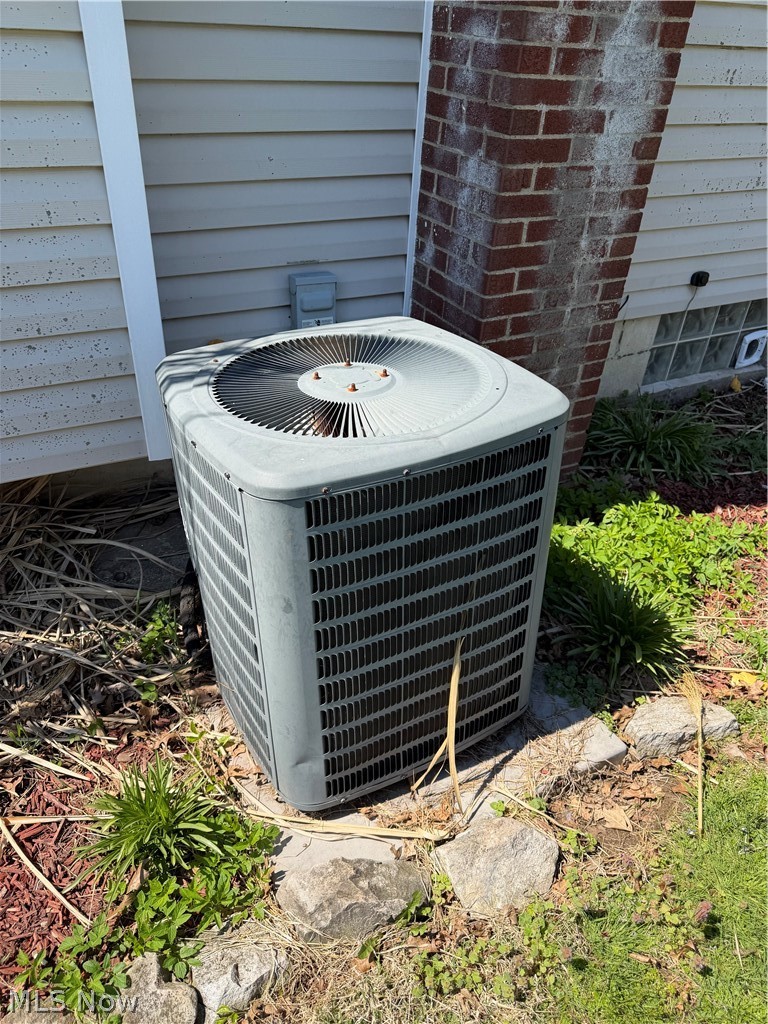 Village/Navarre - Residential