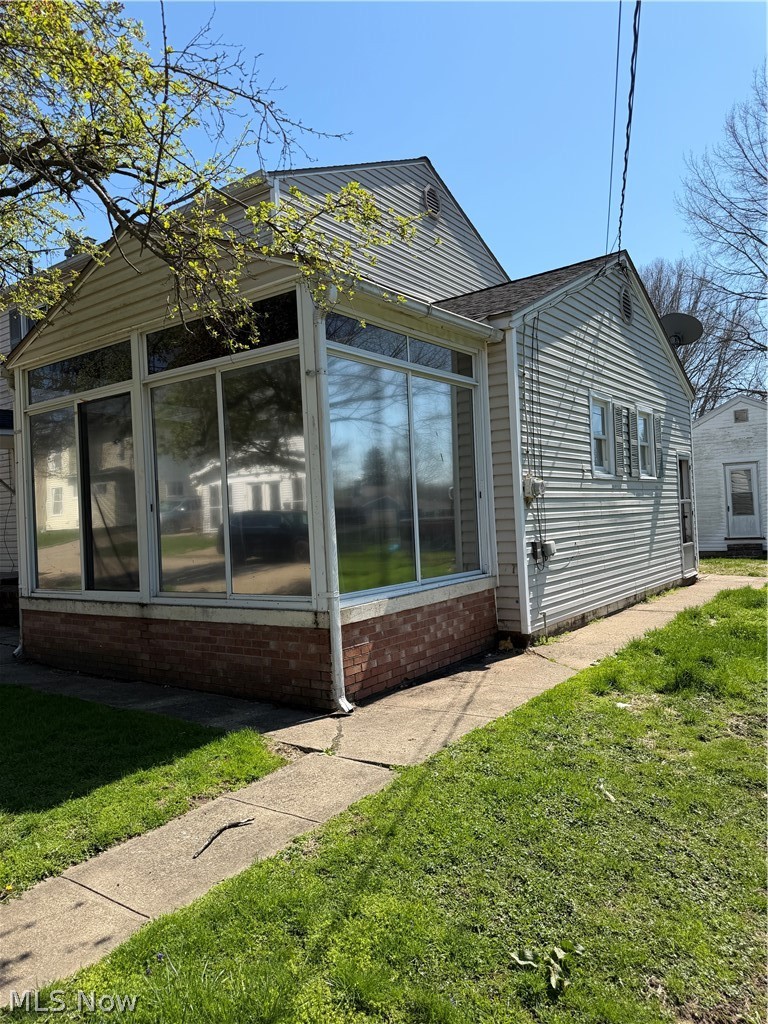 Village/Navarre - Residential