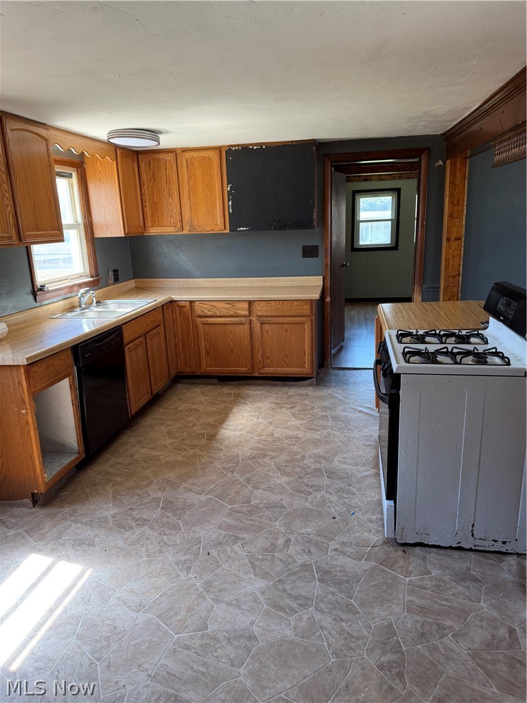 Village/Navarre - Residential