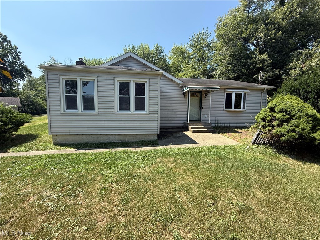 Calling all investors. Your next project awaits. This 2 bedroom 2 bathroom ranch home (could easily be converted to a 3 bedroom) has already been gutted for you. Situated on a double lot in Boardman School District, this house has tons of potential. 2 car attached garage, large yard, great layout. Estimated 30k renovations needed and up to 200k ARV. Potential rent value $1,500 a month, this house has excellent cash flow or resale potential. Call today!