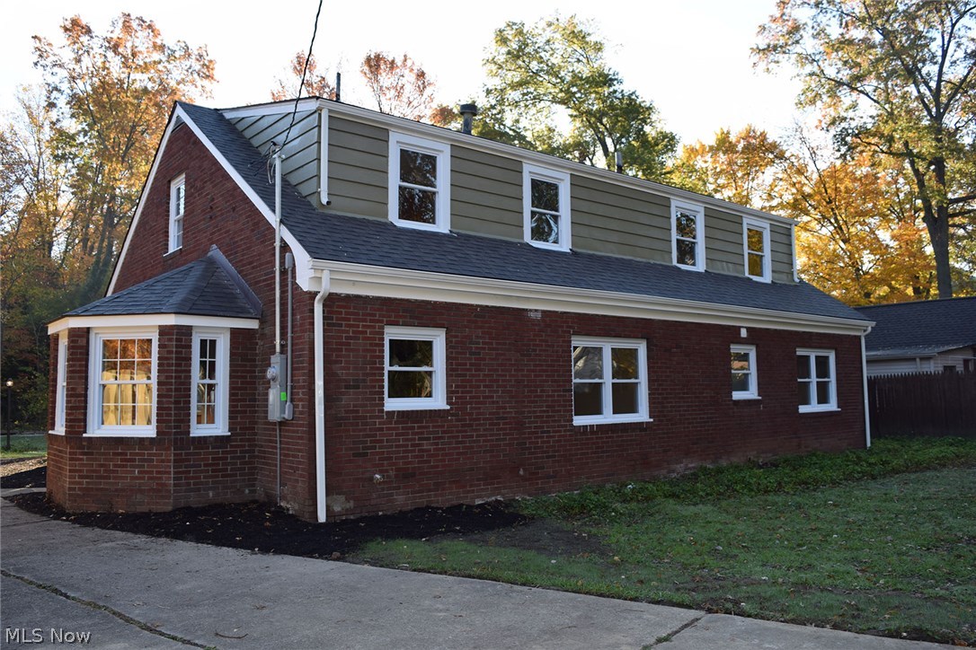 Old Mill Manor - Residential