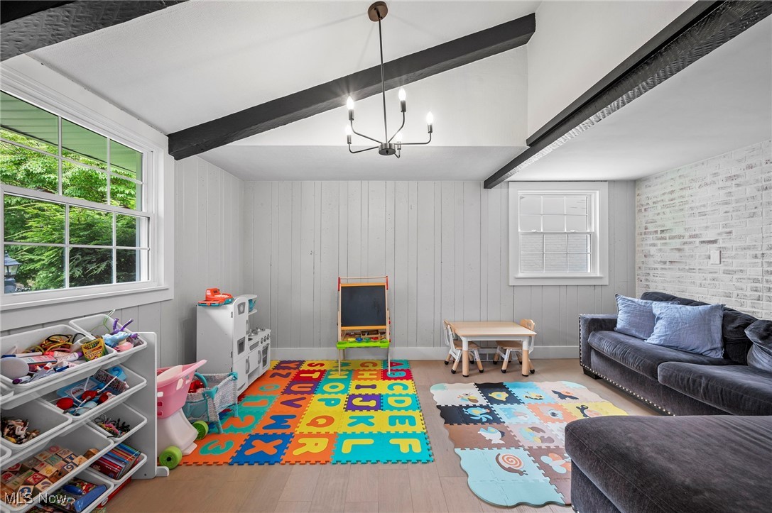 Shaker Heights, Ohio 44122, United States, 4 Bedrooms Bedrooms, ,4 BathroomsBathrooms,Residential,Pending,30445