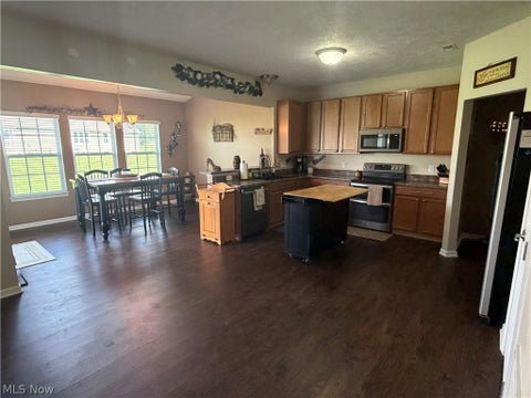 Tiny photo for 2951 Island Creek Drive, Medina, OH 44256 (MLS # 5240619)