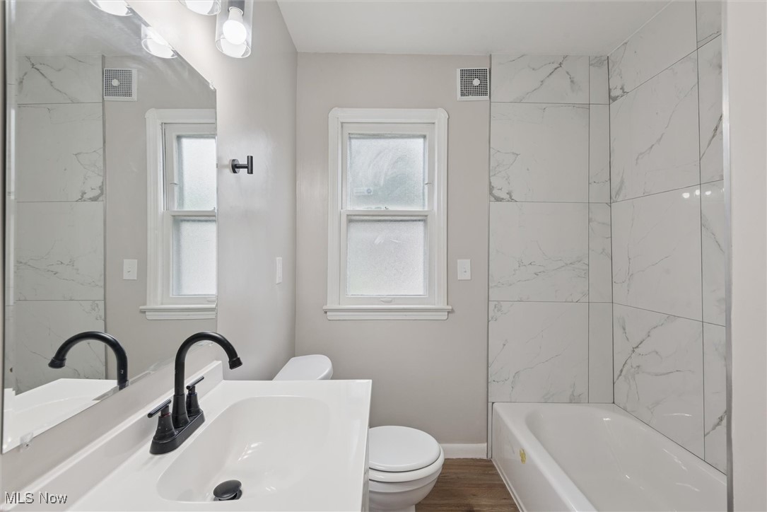 Dunham Park - Residential Lease