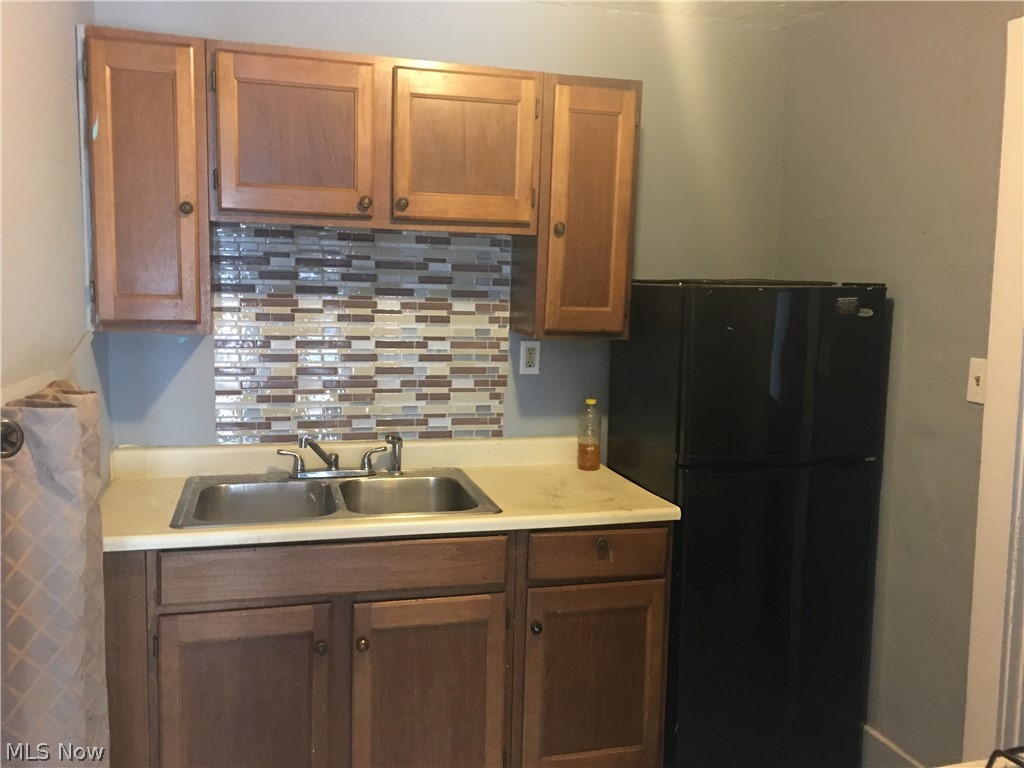 Rhodes - Residential Lease