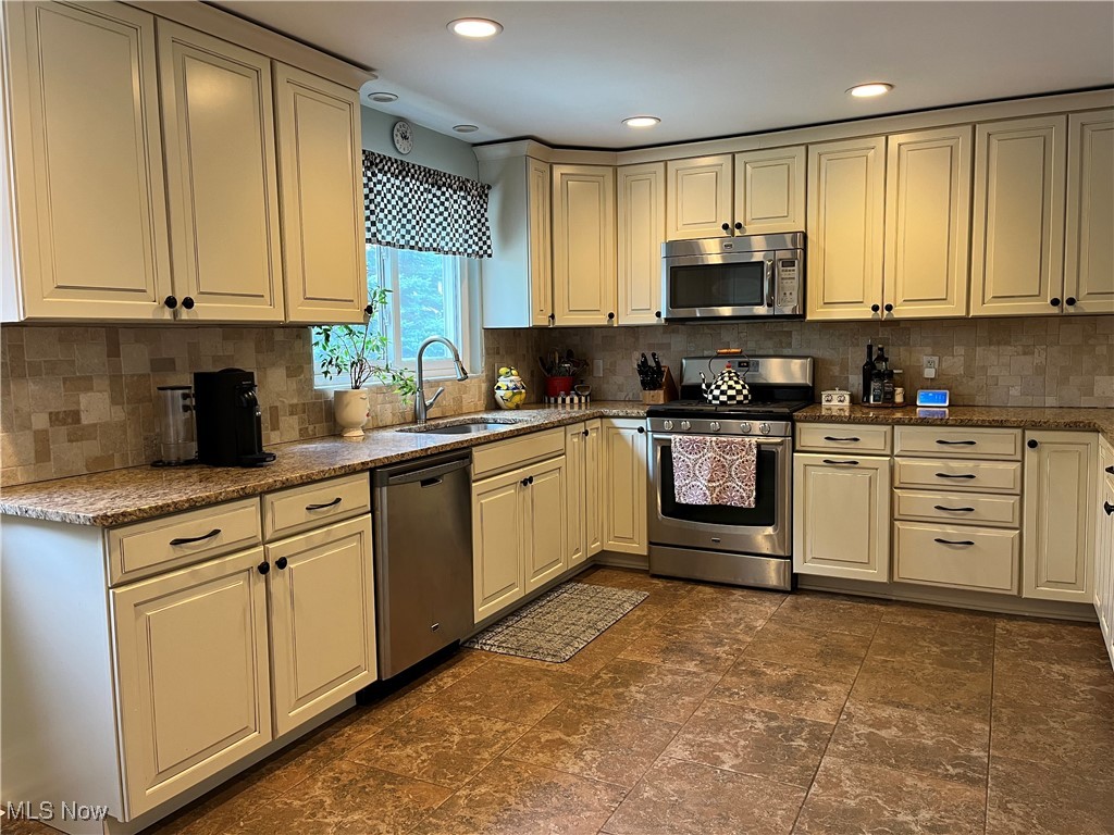 Kings-Wood Sub - Residential