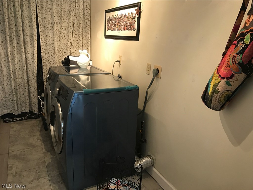 Smugglers Cove Condo - Residential