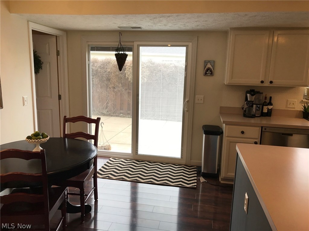 Smugglers Cove Condo - Residential