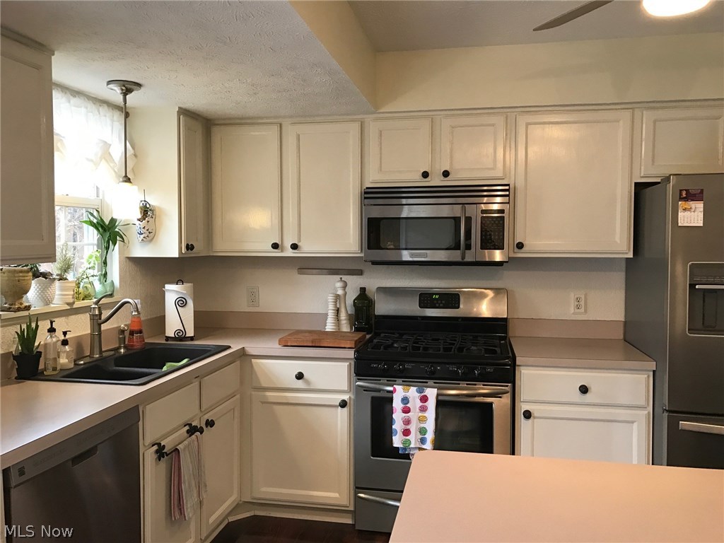 Smugglers Cove Condo - Residential