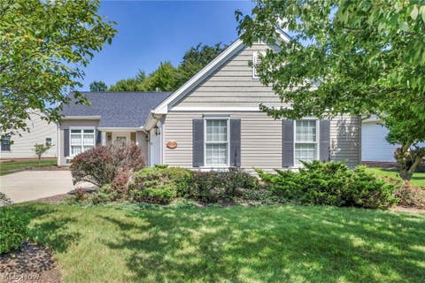 Photo of 11211 Cinnamon Boulevard, North Royalton, OH 44133 (MLS # 5238964)