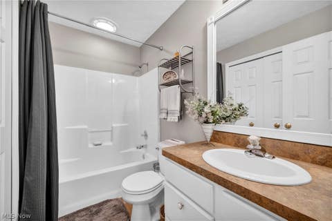 Tiny photo for 11211 Cinnamon Boulevard, North Royalton, OH 44133 (MLS # 5238964)