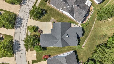 Tiny photo for 11211 Cinnamon Boulevard, North Royalton, OH 44133 (MLS # 5238964)