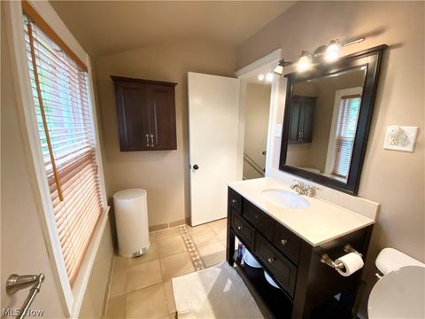 Tiny photo for 23547 Duffield Road, Shaker Heights, OH 44122 (MLS # 5190059)