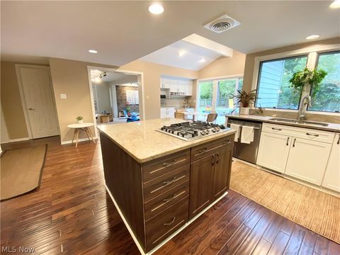 Tiny photo for 23547 Duffield Road, Shaker Heights, OH 44122 (MLS # 5190059)