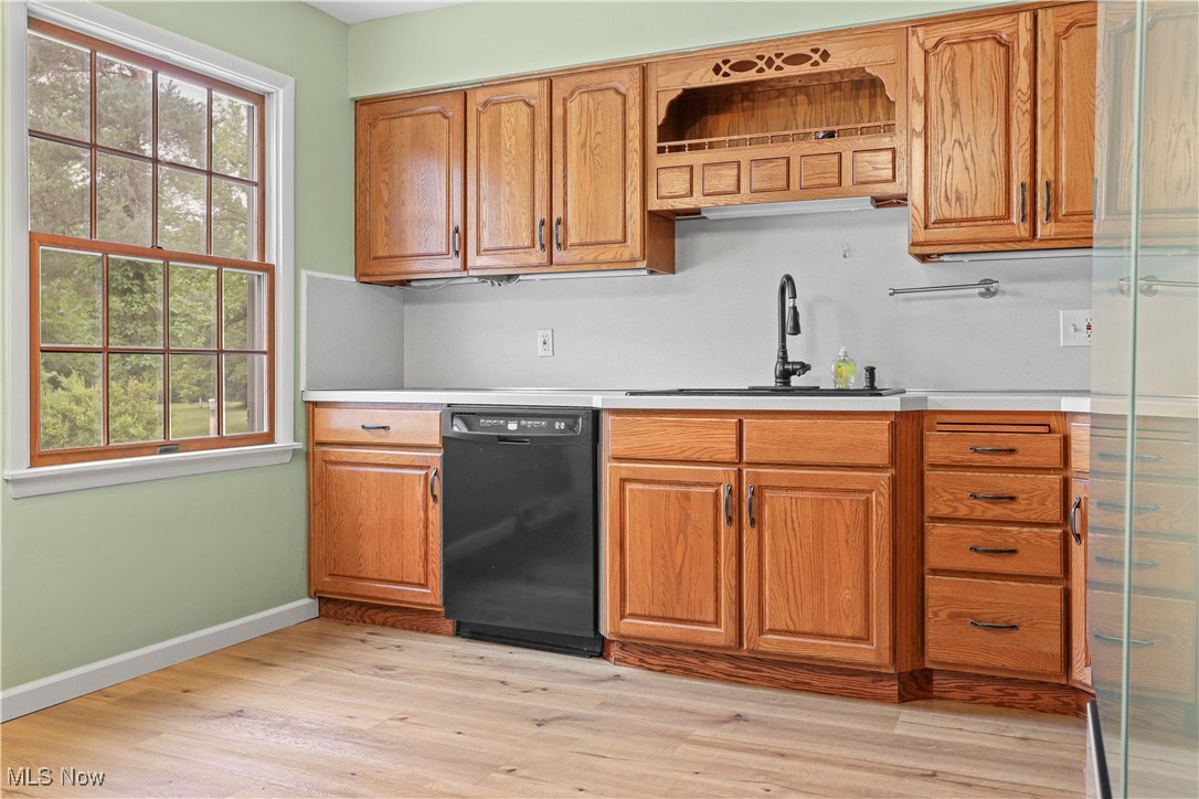 Kirtland, Ohio 44094, United States, 4 Bedrooms Bedrooms, ,4 BathroomsBathrooms,Residential,Active,175813