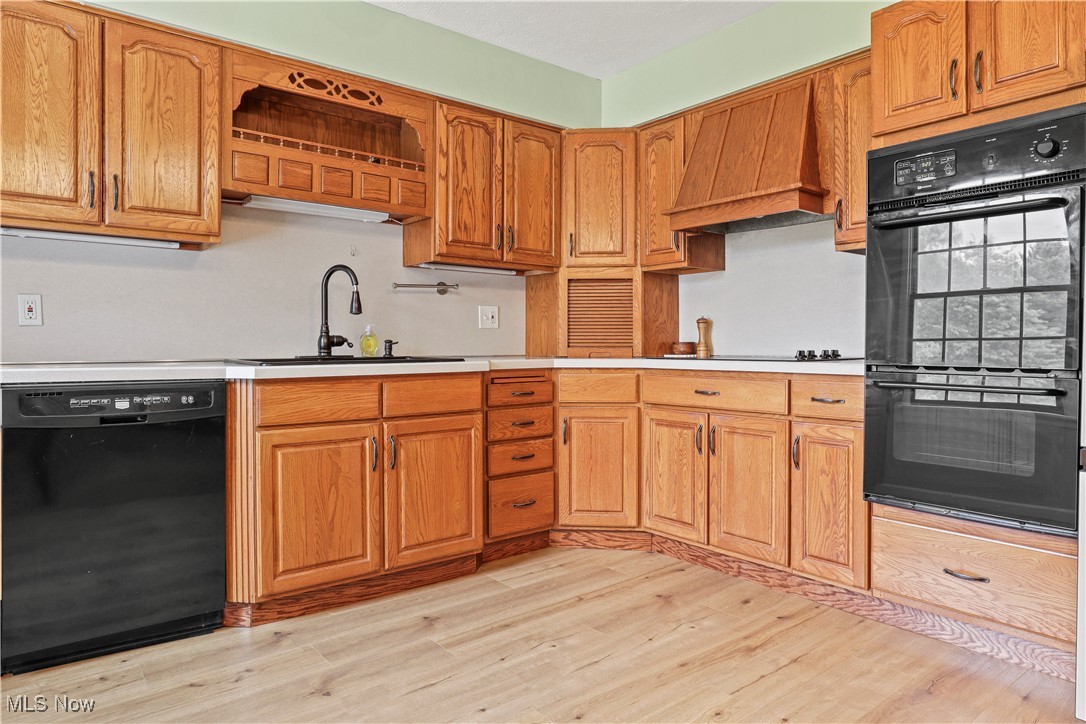 Kirtland, Ohio 44094, United States, 4 Bedrooms Bedrooms, ,4 BathroomsBathrooms,Residential,Active,175813