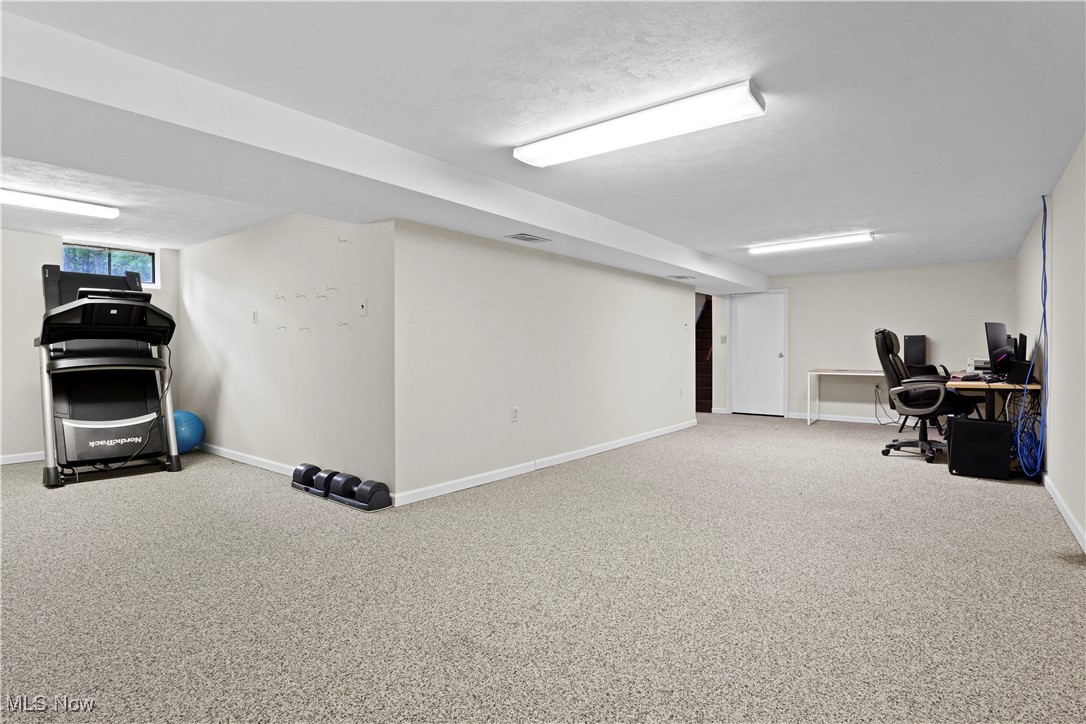 Kirtland, Ohio 44094, United States, 4 Bedrooms Bedrooms, ,4 BathroomsBathrooms,Residential,Active,175813