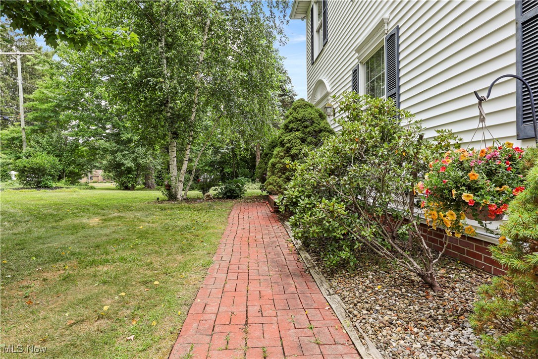 Kirtland, Ohio 44094, United States, 4 Bedrooms Bedrooms, ,4 BathroomsBathrooms,Residential,Active,175813