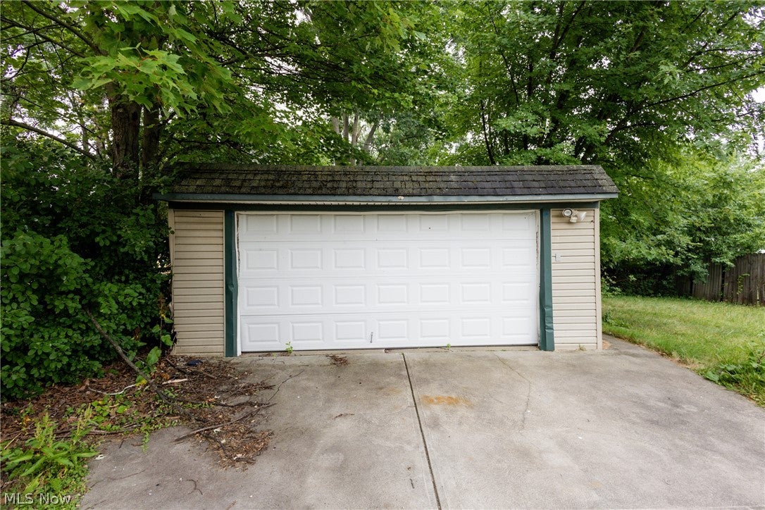 16906 Holly Hill Drive