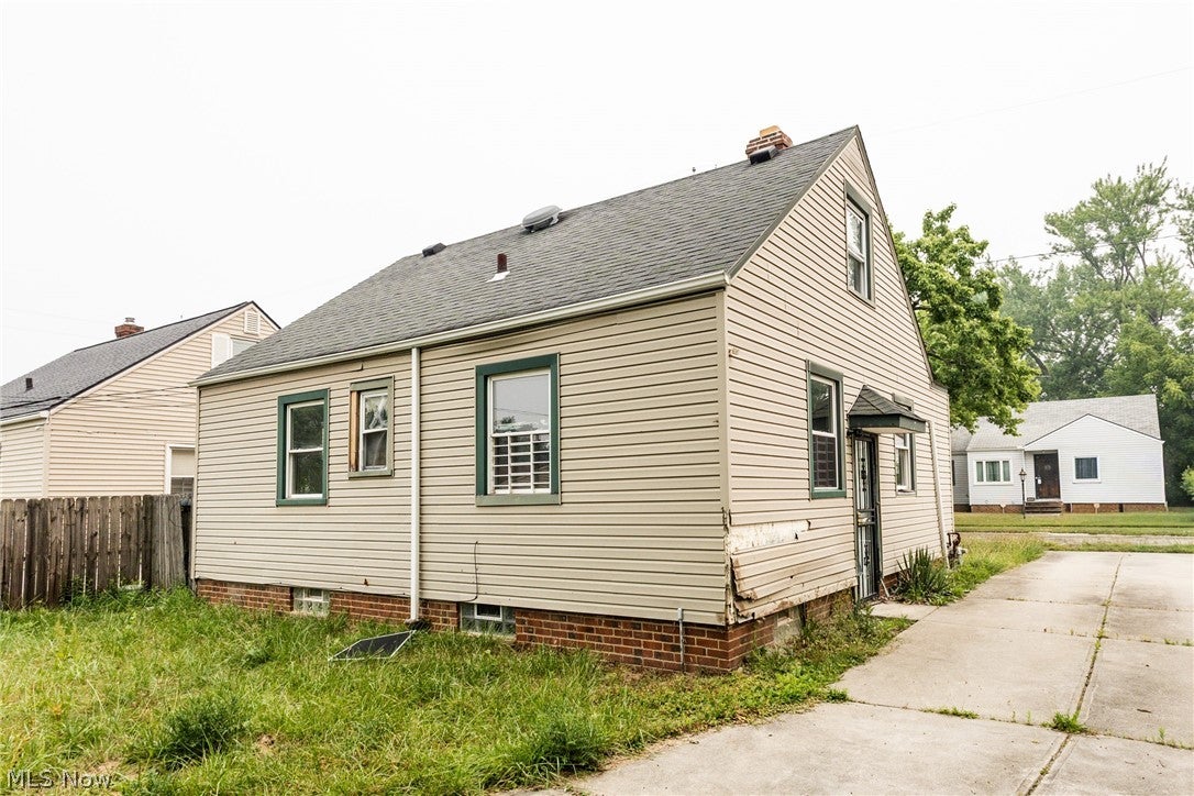 16906 Holly Hill Drive