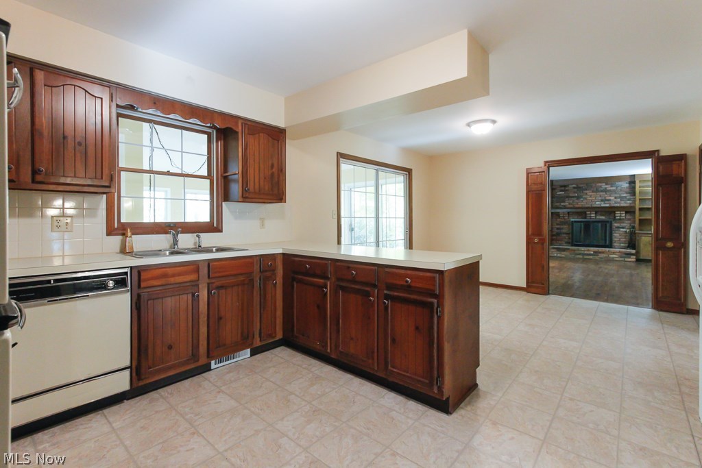 Crown Colony - Residential