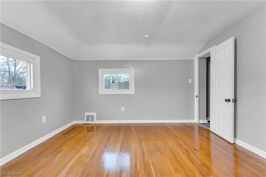 Crawford Realty Co Maple - Residential Lease