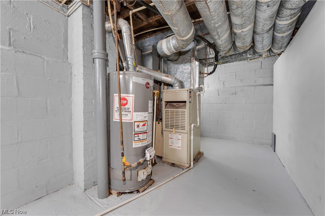 Crawford Realty Co Maple - Residential Lease