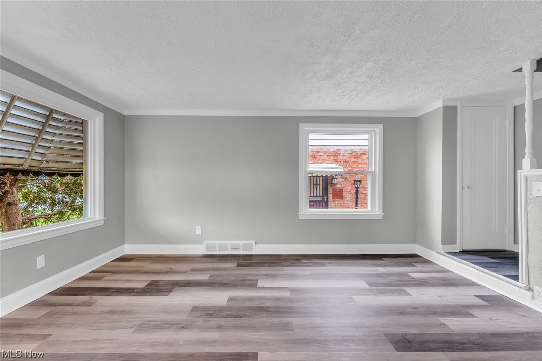 Crawford Realty Co Maple - Residential Lease