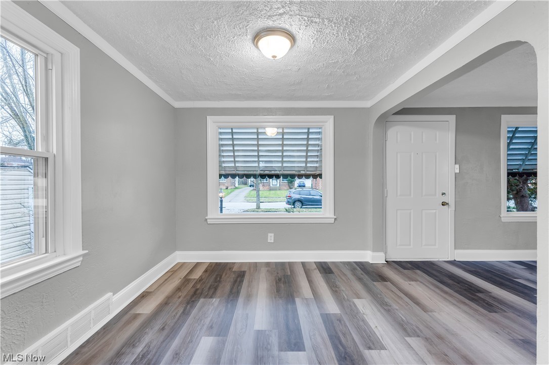 Crawford Realty Co Maple - Residential Lease