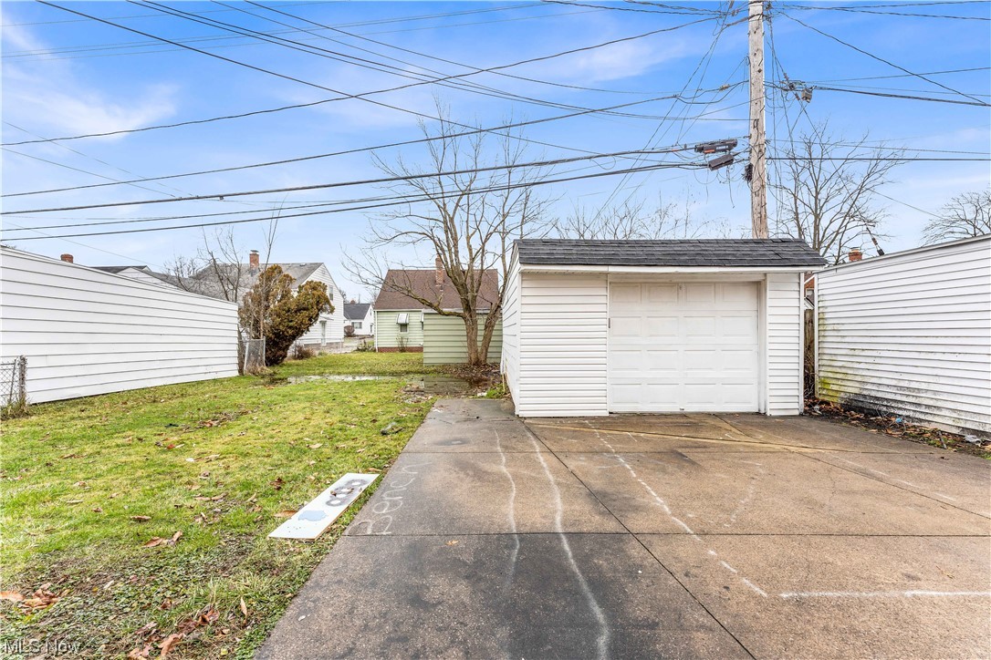 Crawford Realty Co Maple - Residential Lease