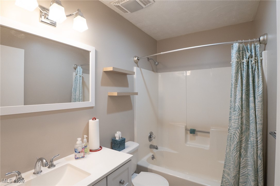 Belden Park Condo - Residential