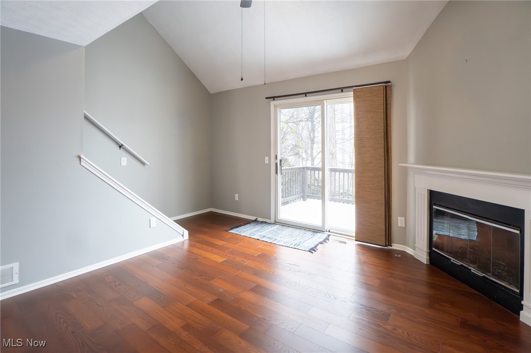 Belden Park Condo - Residential