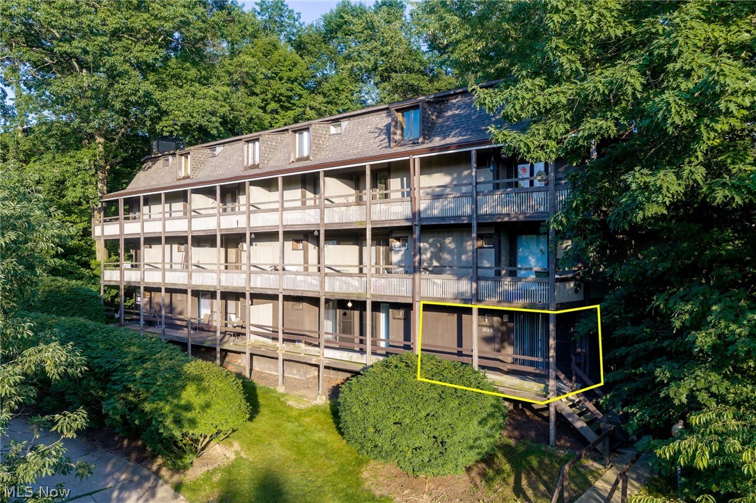 Photo 1 of 25 — 1712 Treetop Trail Unit 37, Akron, OH 44313