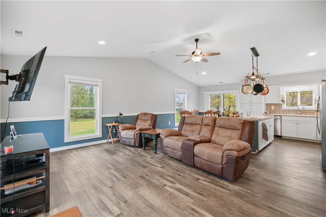 Cinnamon Lake Sub Un #1 - Residential