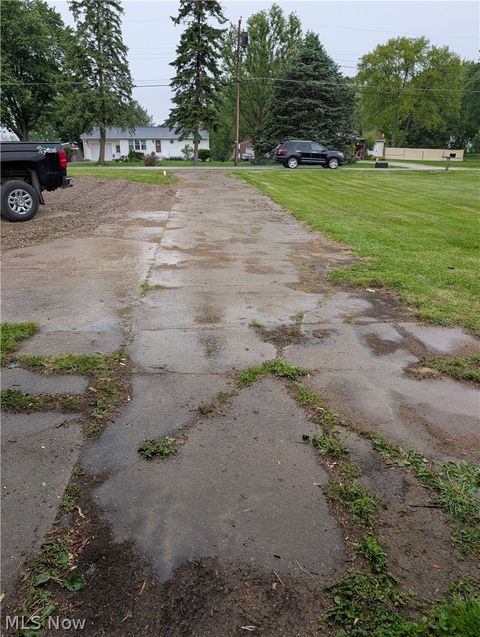 Tiny photo for 6706 Oakfield Street NE, East Canton, OH 44730 (MLS # 5210715)